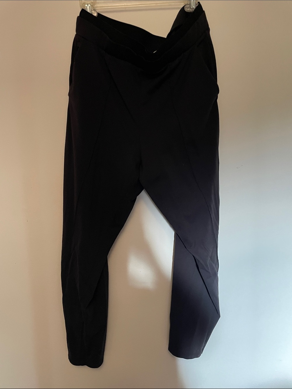 Black ATHLETA Venice Pin-tuck pant